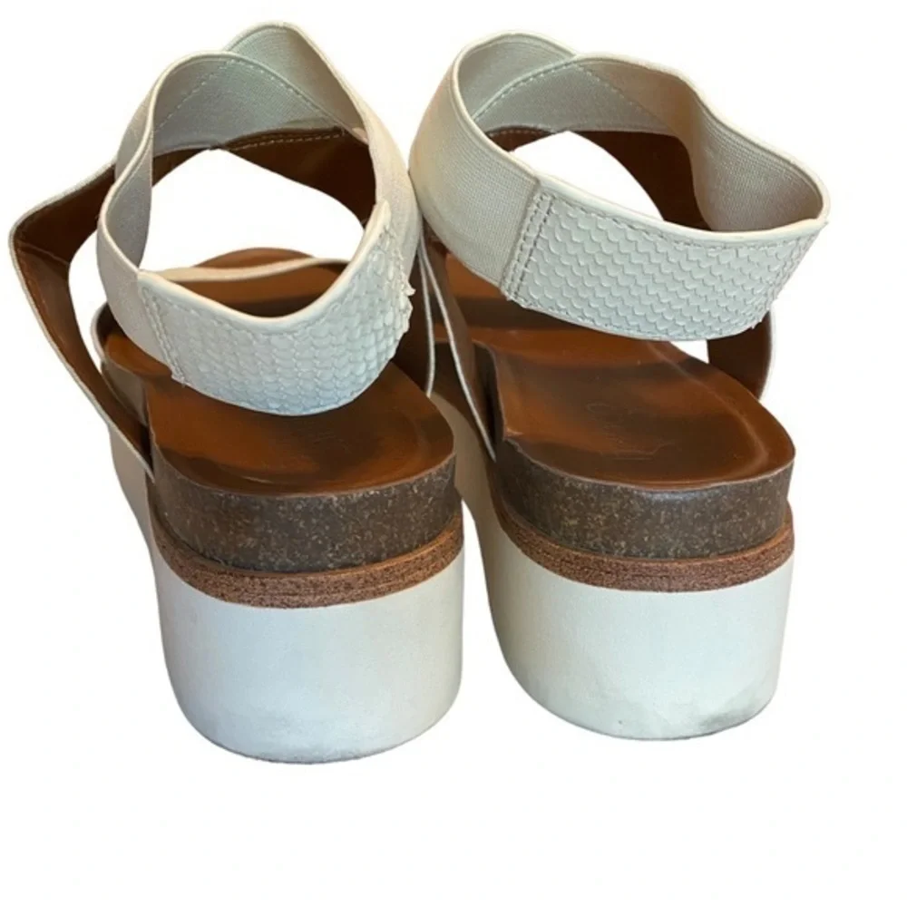 Franco Sarto off white platform sandal size 9.5